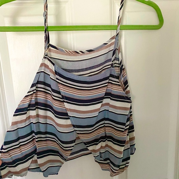 Two piece strip set - Lulus - Picture 3 of 4